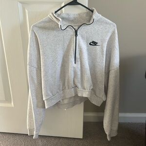 Nike Cropped QuarterZip